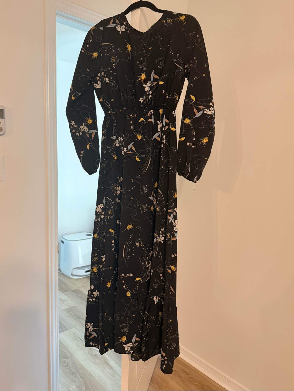 Black Floral Long Sleeve Maxi Dress - Elegant Day-to-Night Style